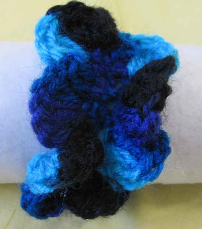 large image of art item: accessory &ndash; bracelet black blue