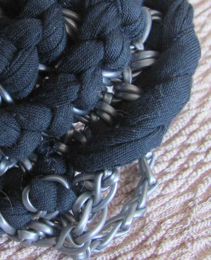 large image of art item: accessory &ndash; bracelet black knot