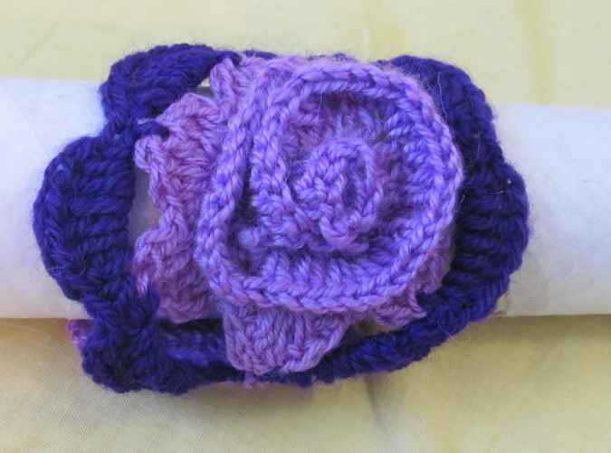large image of art item: accessory &ndash; bracelet crochet purple flower
