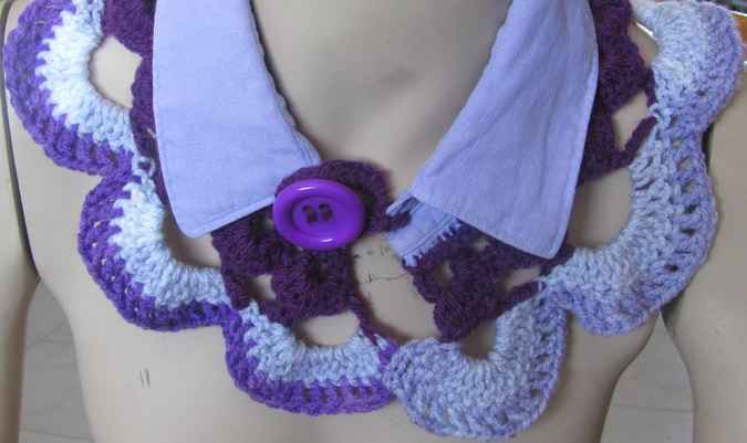 large image of art item: accessory &ndash; collar blue and purple