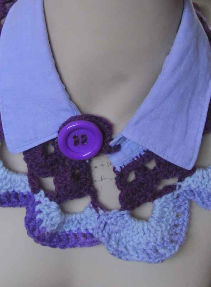 large image of art item: accessory &ndash; collar blue and purple