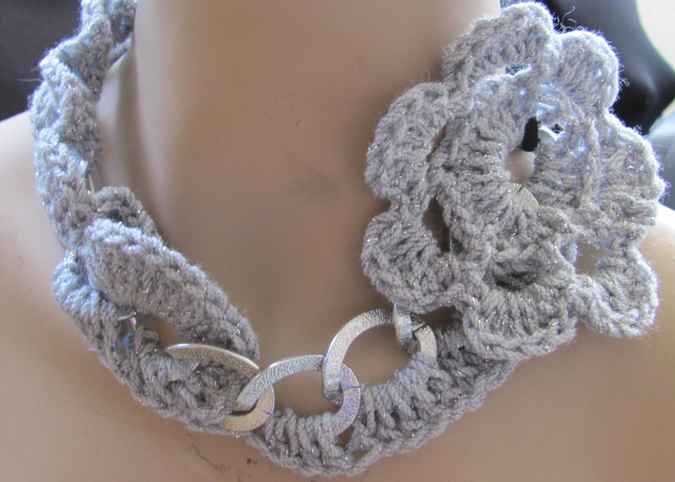 large image of art item: accessory &ndash; crochet neck flower violet