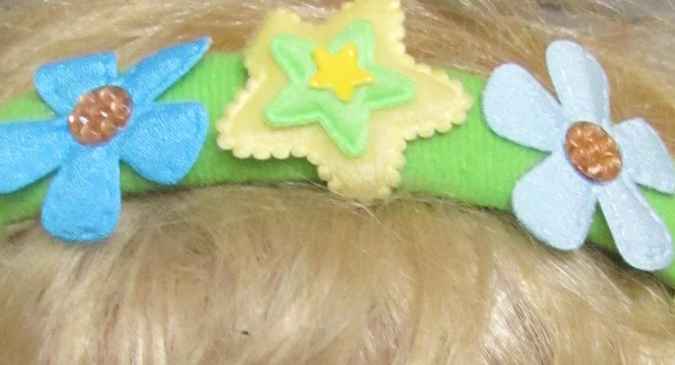 large image of art item: accessory &ndash; head decoration green flowers