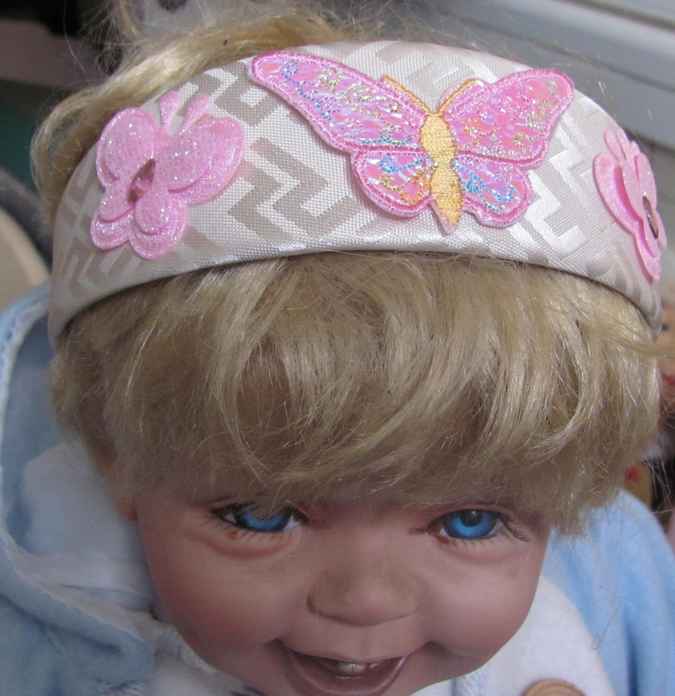 large image of art item: accessory &ndash; head decoration pink butterflies