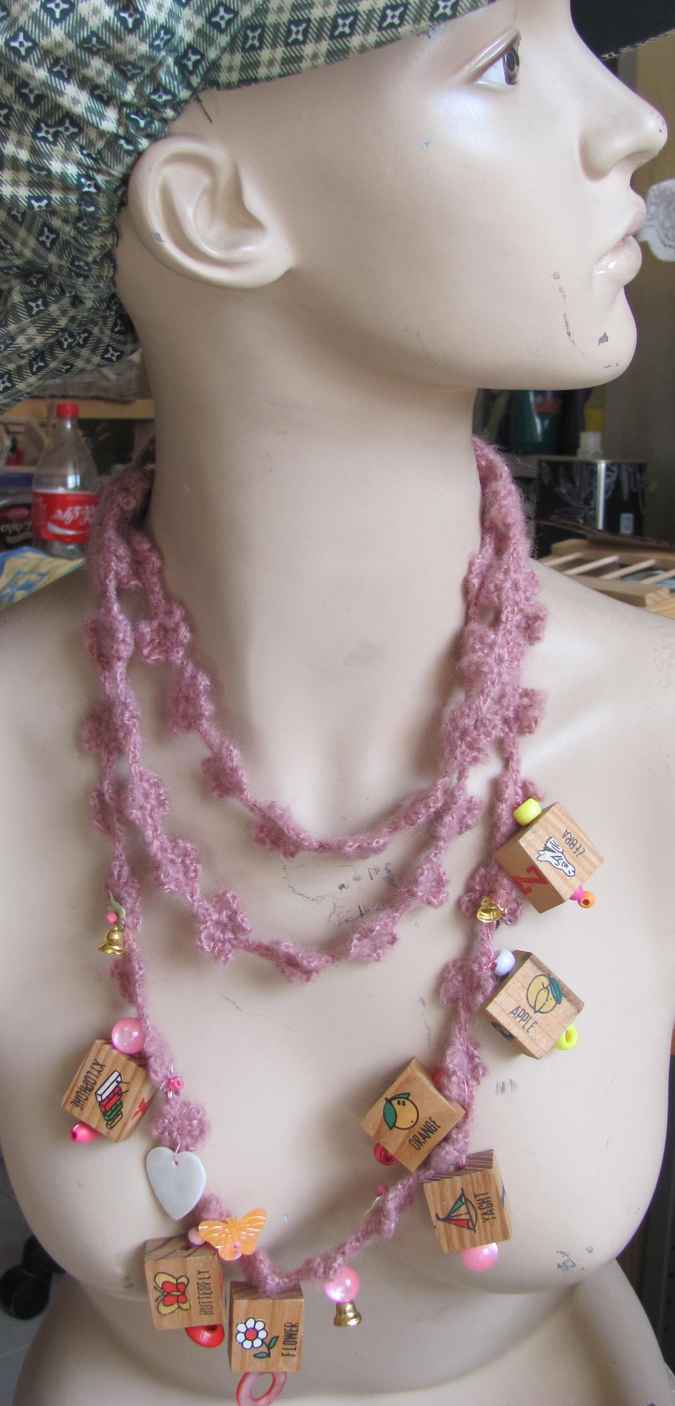 large image of art item: accessory &ndash; necklace crochet pink cubes wooden