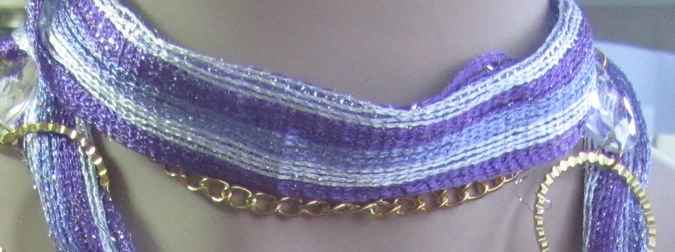 large image of art item: accessory &ndash; necklace rings golden diamonds