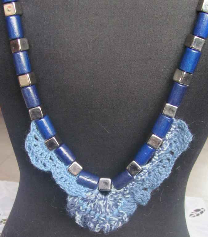 large image of art item: accessory &ndash; necklace shades of blue beads metallic