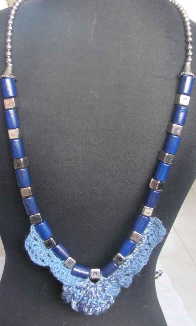 large image of art item: accessory &ndash; necklace shades of blue beads metallic