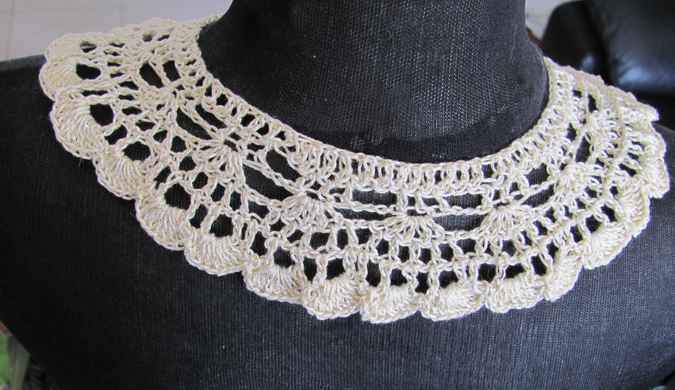 large image of art item: accessory &ndash; necklace silver and crystal button 