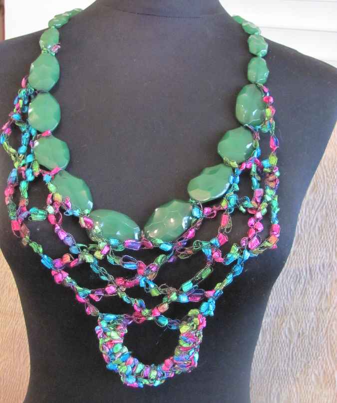 large image of art item: accessory &ndash; chestpiece necklace crochet beads green colorful