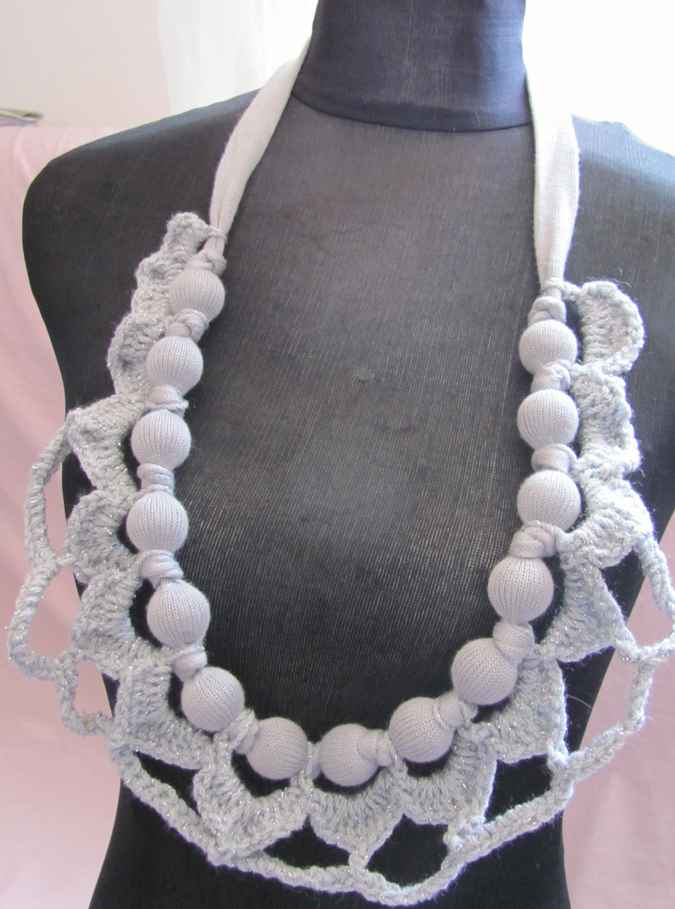 large image of art item: accessory &ndash; chestpiece necklace crochet beads white