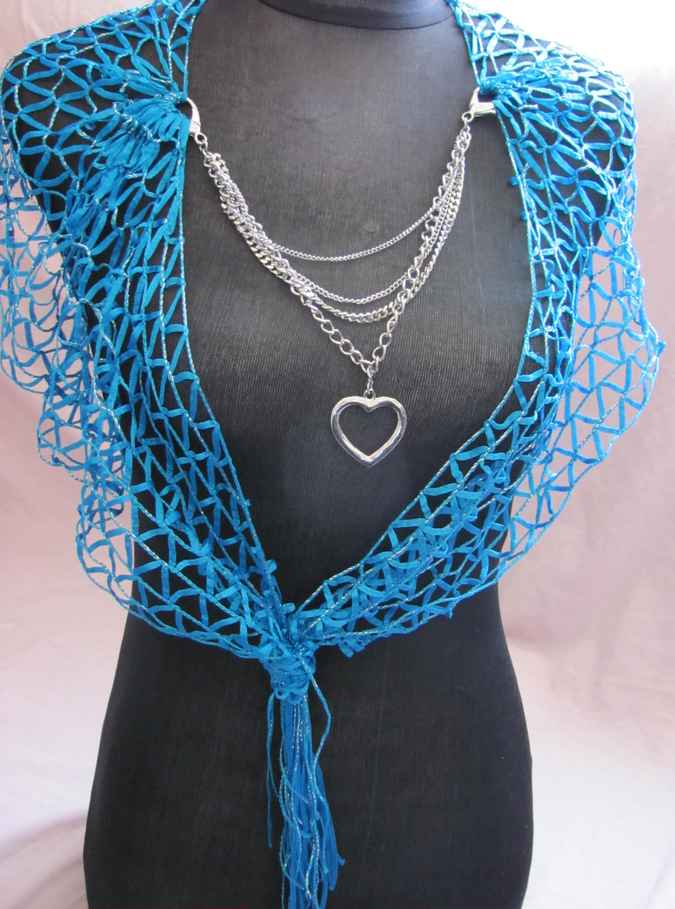 large image of art item: accessory &ndash; chestpiece necklace blue net