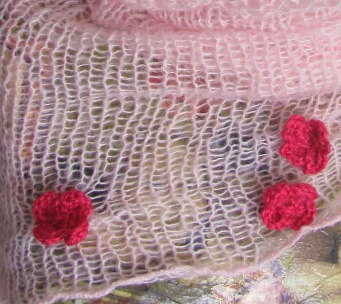 large image of art item: accessory &ndash; scarf pink flowers crochet