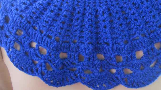 large image of art item: accessory &ndash; capeletblue button gold