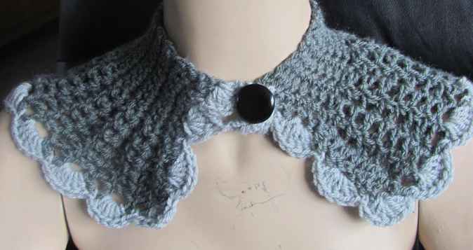 large image of art item: accessory &ndash; capeletdarkgray button black