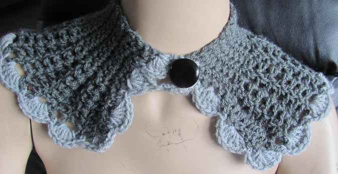 large image of art item: accessory &ndash; capeletdarkgray button black