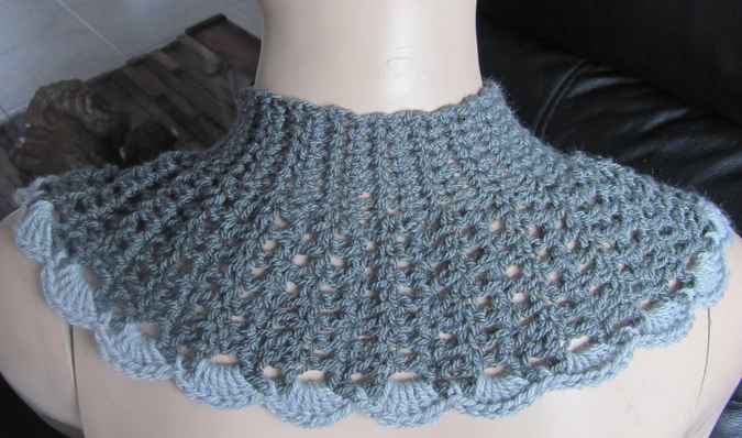 large image of art item: accessory &ndash; capeletdarkgray button black