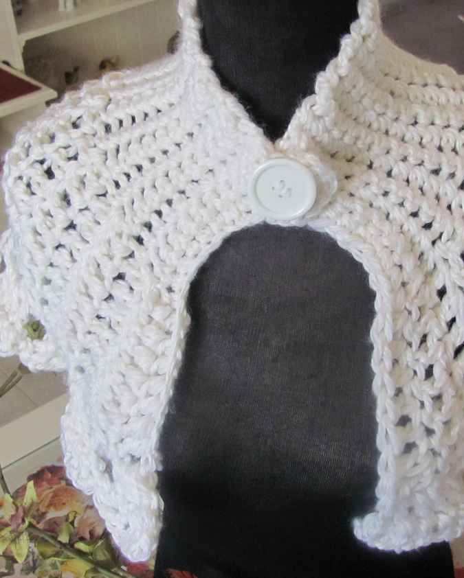 large image of art item: accessory &ndash; capeletnetwork white