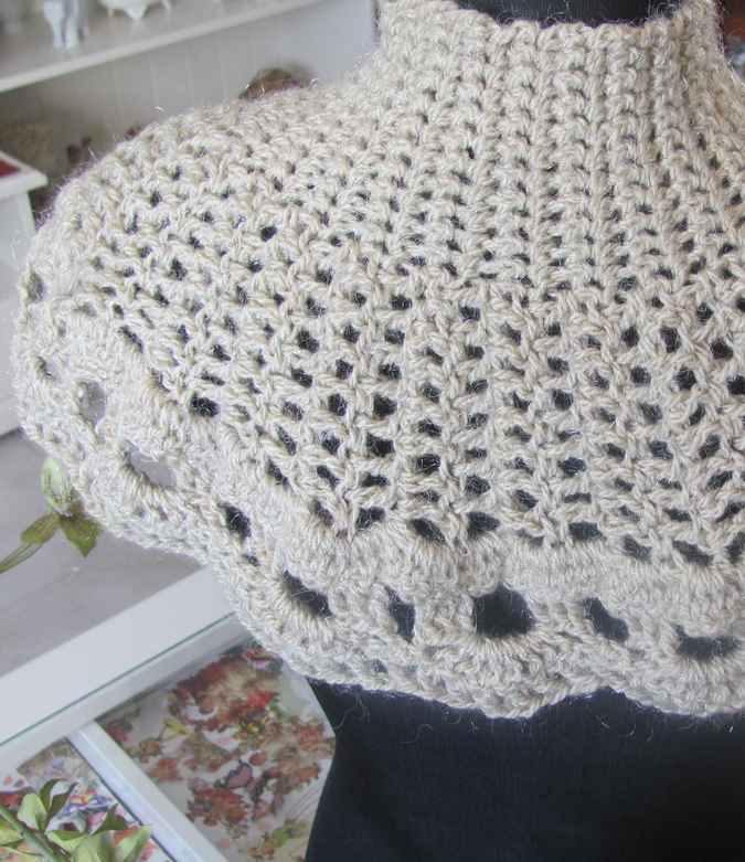 large image of art item: accessory &ndash; capeletnetwork white