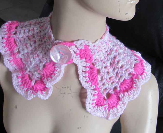 large image of art item: accessory &ndash; capeletpink purple