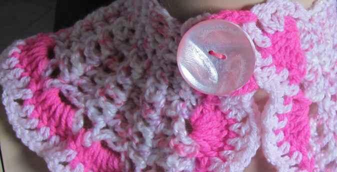 large image of art item: accessory &ndash; capeletpink purple