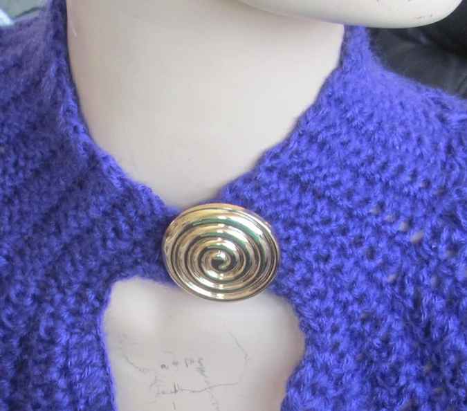 large image of art item: accessory &ndash; capeletpurple