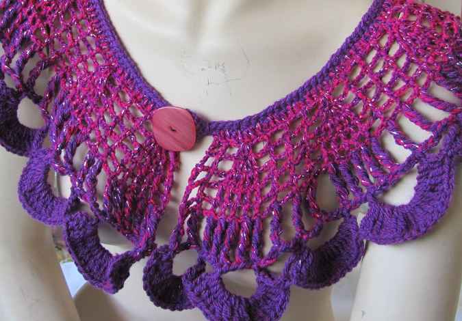 large image of art item: accessory &ndash; capeletnet purple