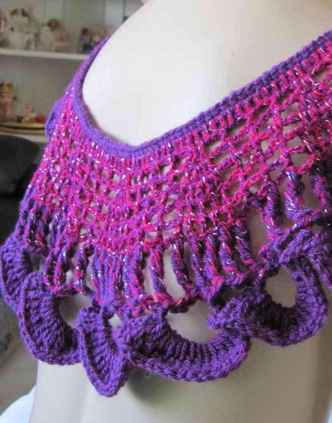 large image of art item: accessory &ndash; capeletnet purple