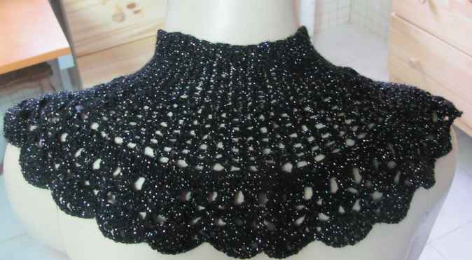 large image of art item: accessory &ndash; black lurex