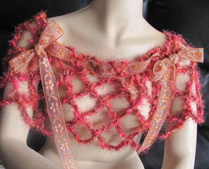 large image of art item: accessory &ndash; capelet net crochet red