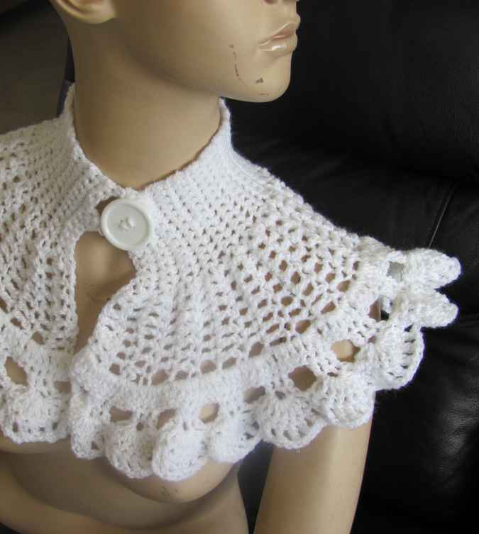 large image of art item: accessory &ndash; capelet white