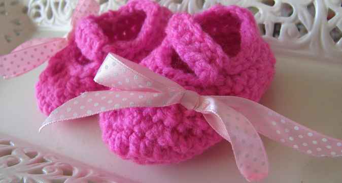 large image of art item: accessory &ndash; baby shoes