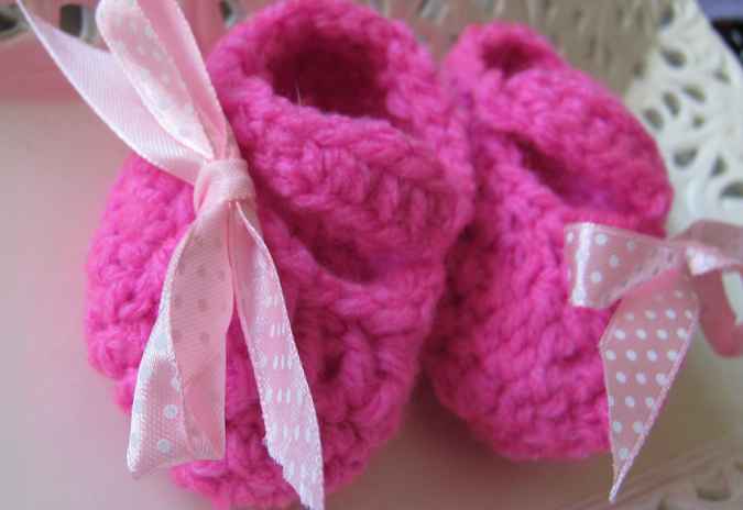 large image of art item: accessory &ndash; baby shoes