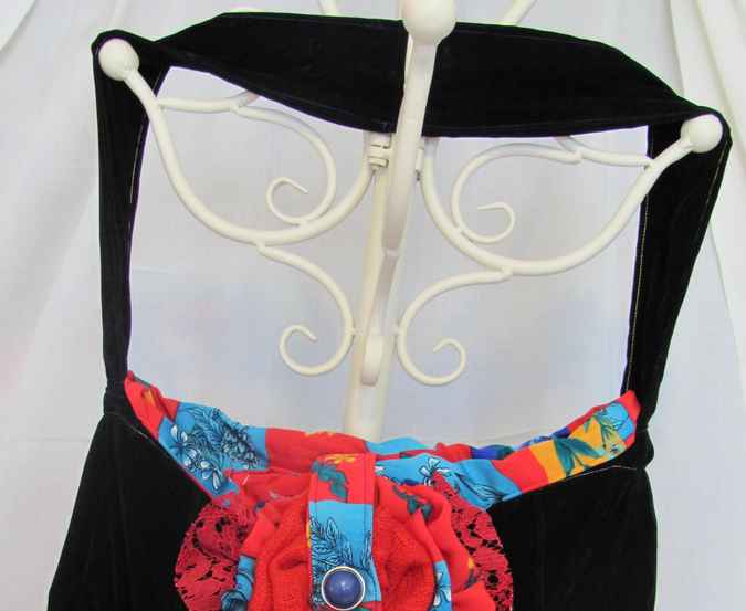 large image of art item: bag &ndash; black buttons flower red cyan