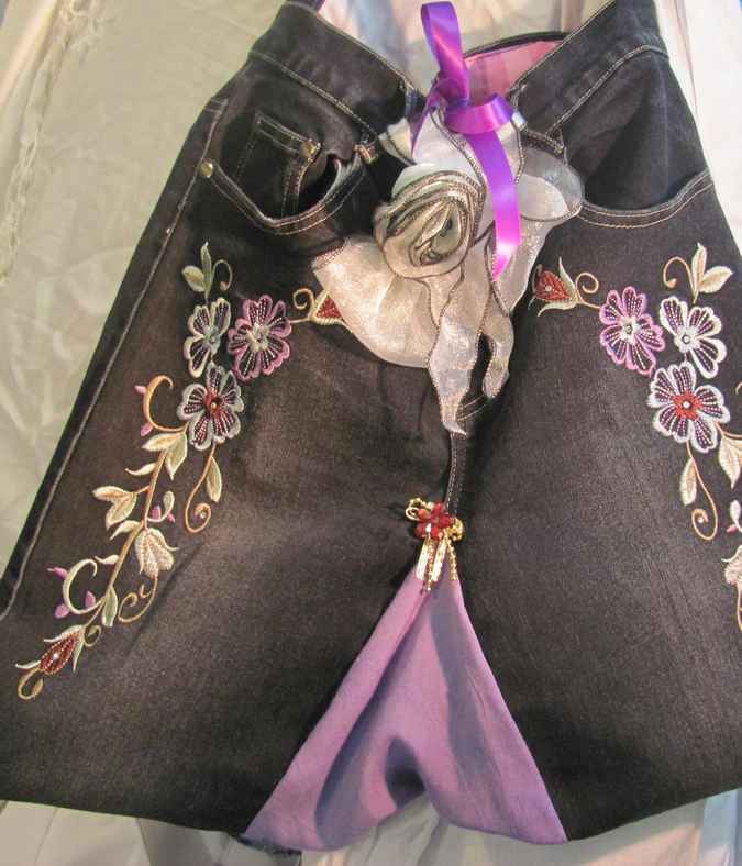 large image of art item: bag &ndash; black flower needlework ribbon gray