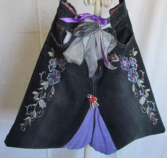 large image of art item: bag &ndash; black flower needlework ribbon gray