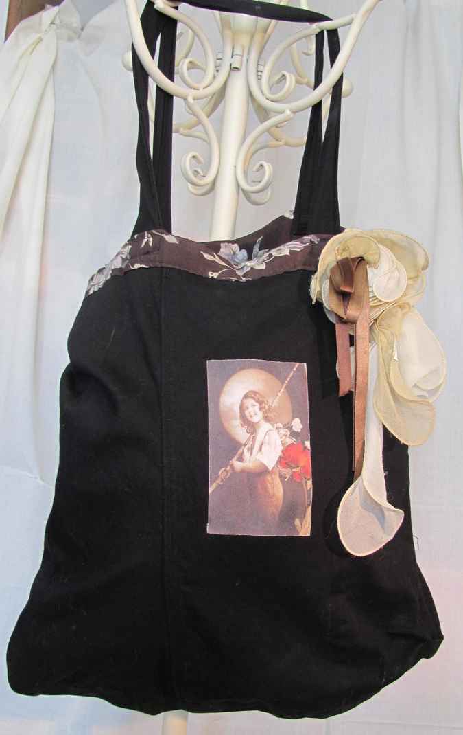 large image of art item: bag &ndash; black flowergirl