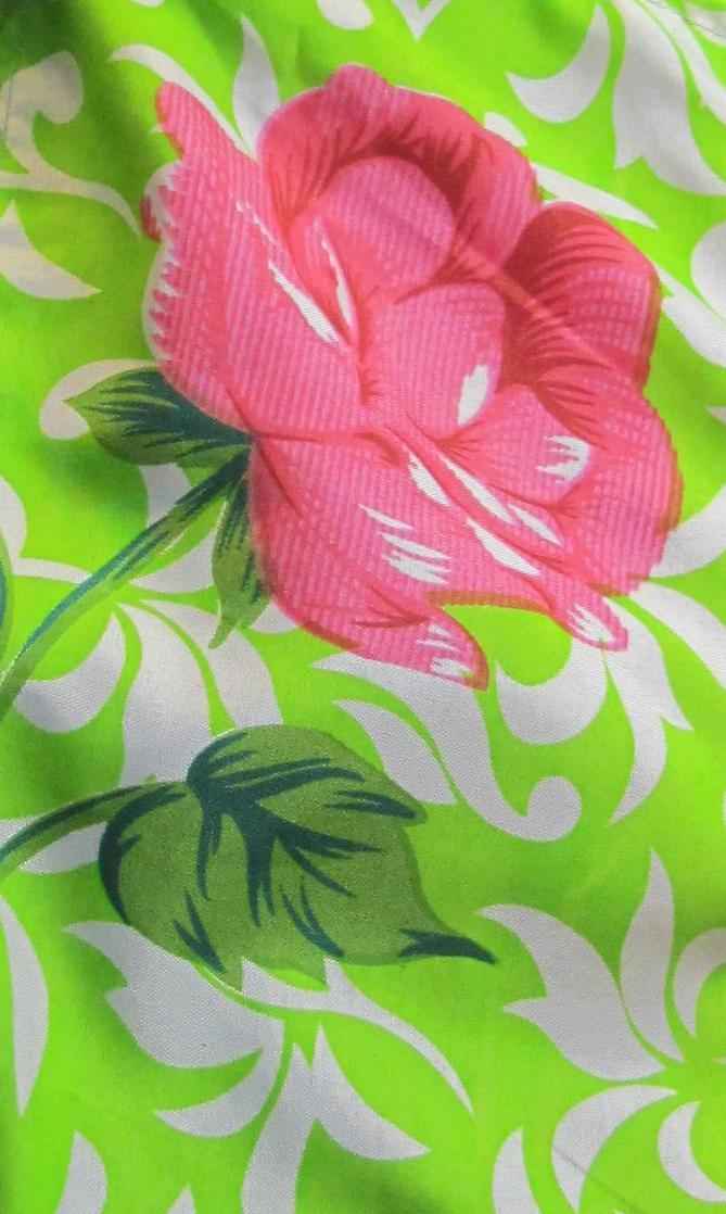 large image of art item: bag &ndash; black green crochet flowers