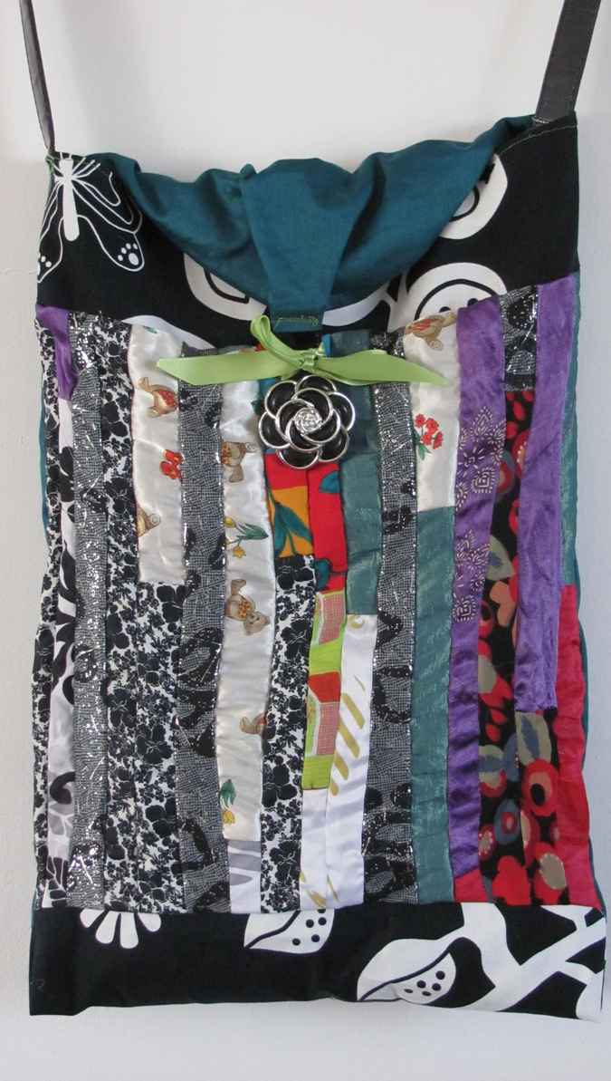 large image of art item: bag &ndash; black motif butterfly and plant colurful quiltwork