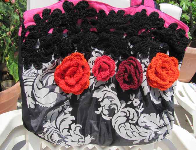 large image of art item: bag &ndash; black motif plant white flower crochet red