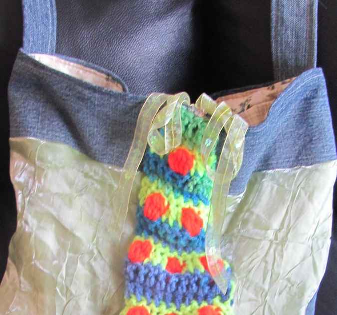 large image of art item: bag &ndash; blue crochet arcs colorful