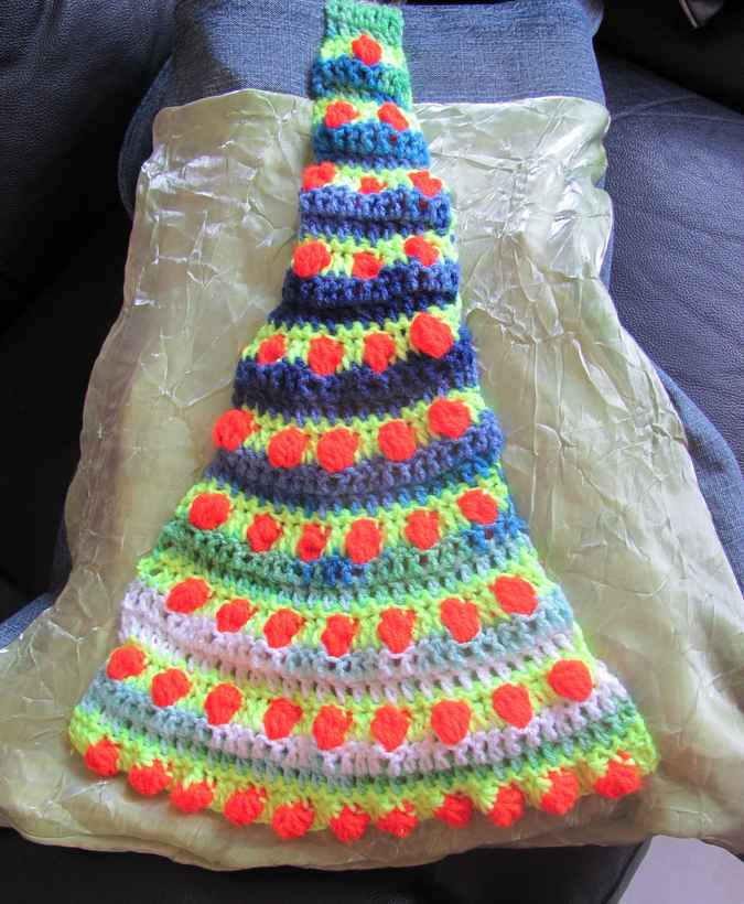 large image of art item: bag &ndash; blue crochet arcs colorful