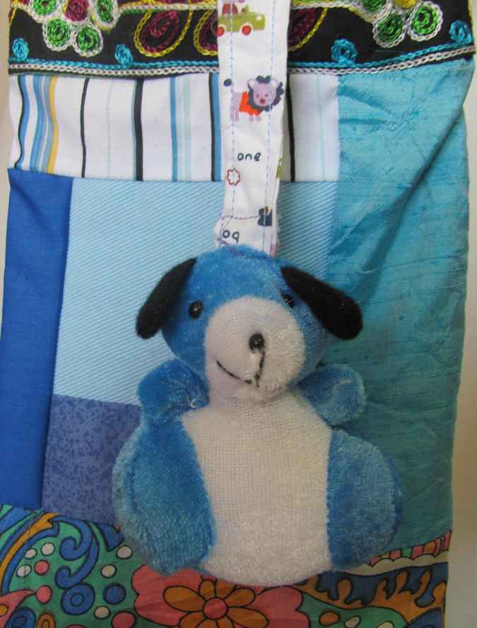 large image of art item: bag &ndash; blue fuzzy dog