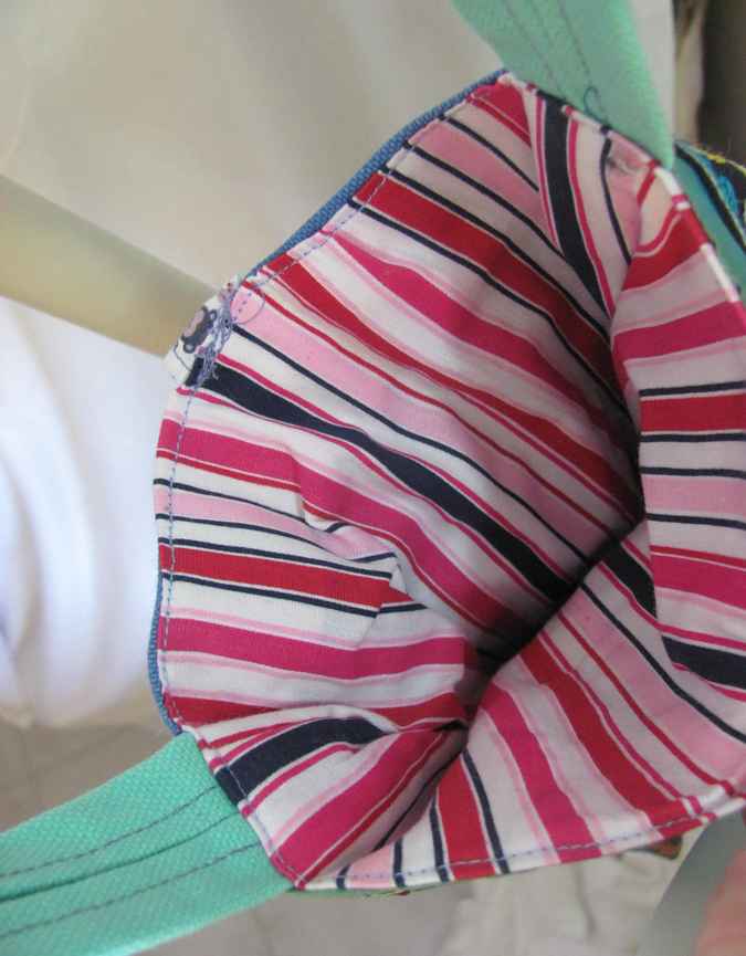 large image of art item: bag &ndash; blue fuzzy dog