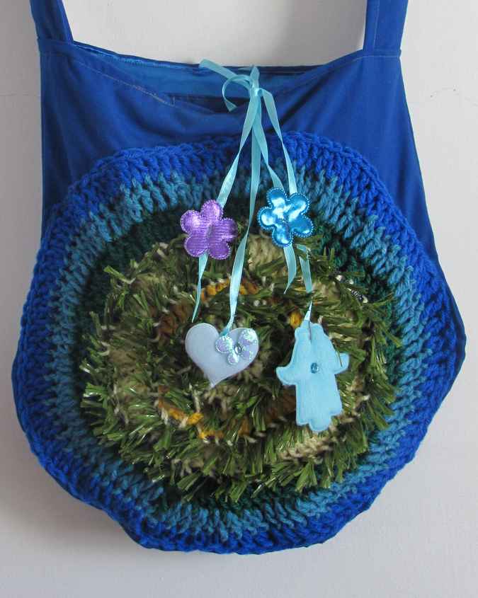 large image of art item: bag &ndash; blue with crochet disc blue green yellow