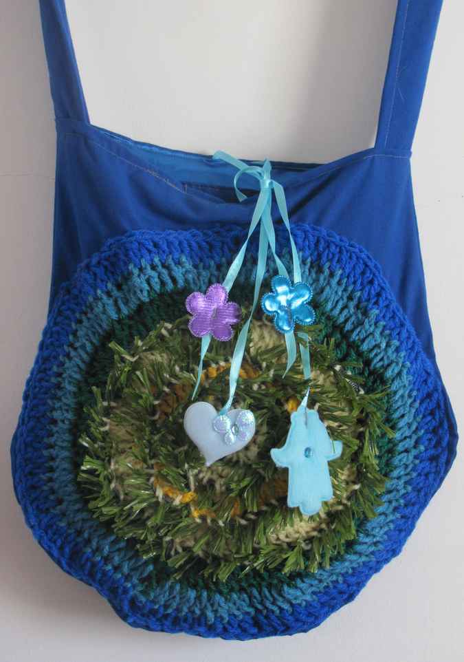large image of art item: bag &ndash; blue with crochet disc blue green yellow