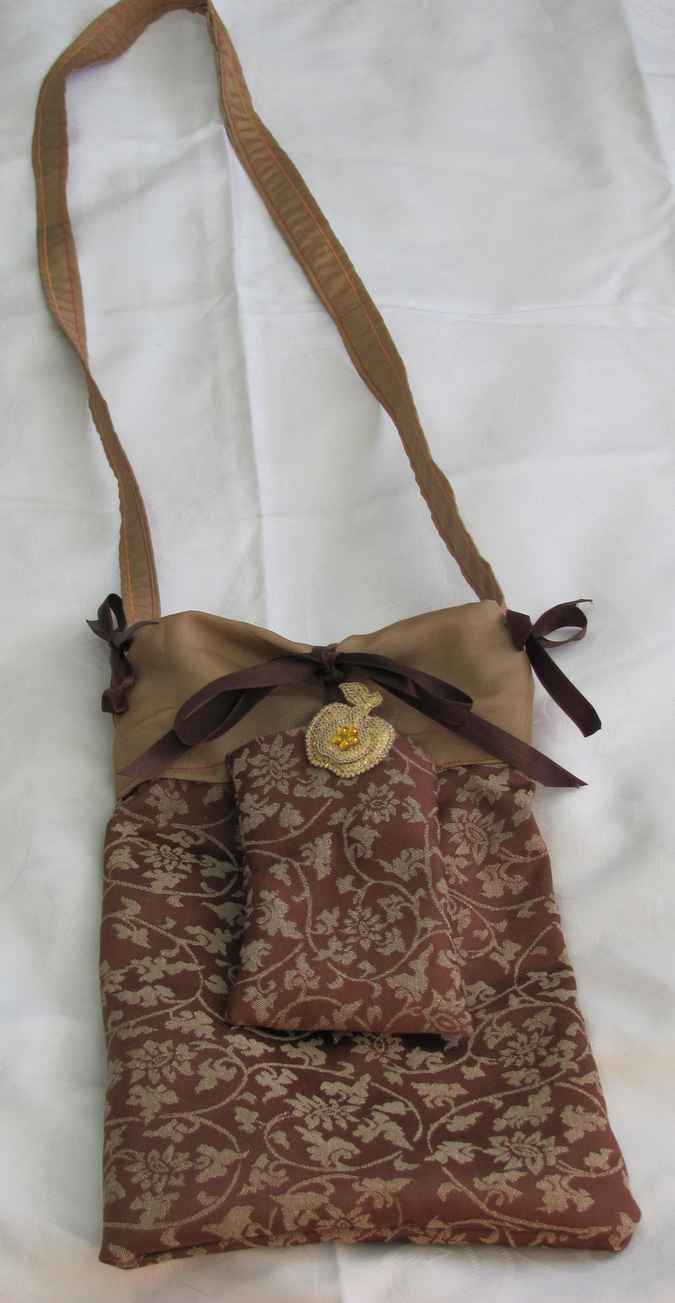 large image of art item: bag &ndash; brown motif flowers