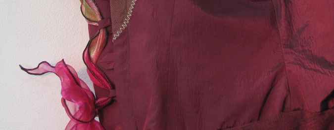 large image of art item: bag &ndash; button pink