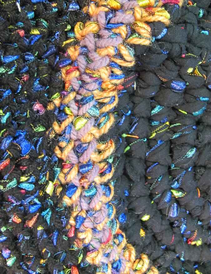 large image of art item: bag &ndash; button white black crochet disc