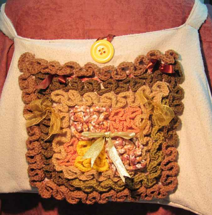 large image of art item: bag &ndash; button yellow crochet